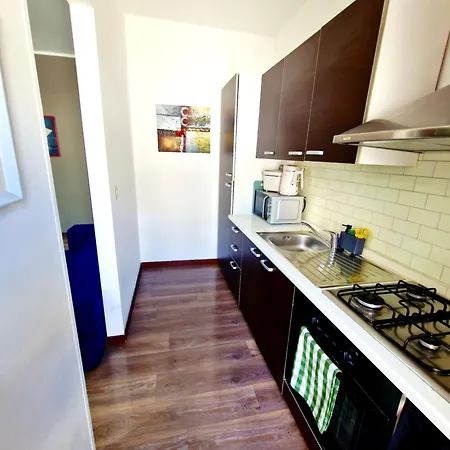 Cosy Flat In - 60 Seconds Walk From Bernina Express Train Station
