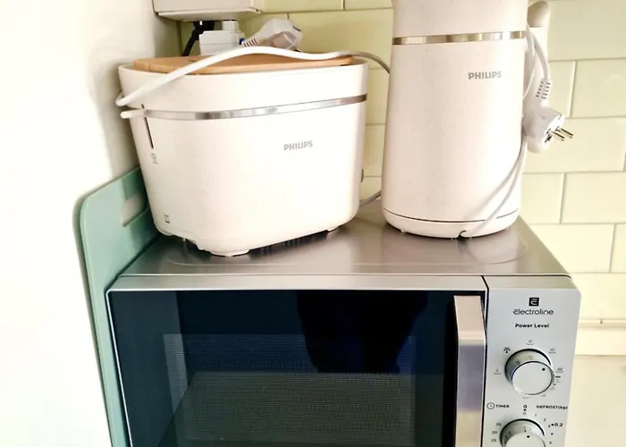 Cosy Flat In - 60 Seconds Walk From Bernina Express Train Station Lägenhet